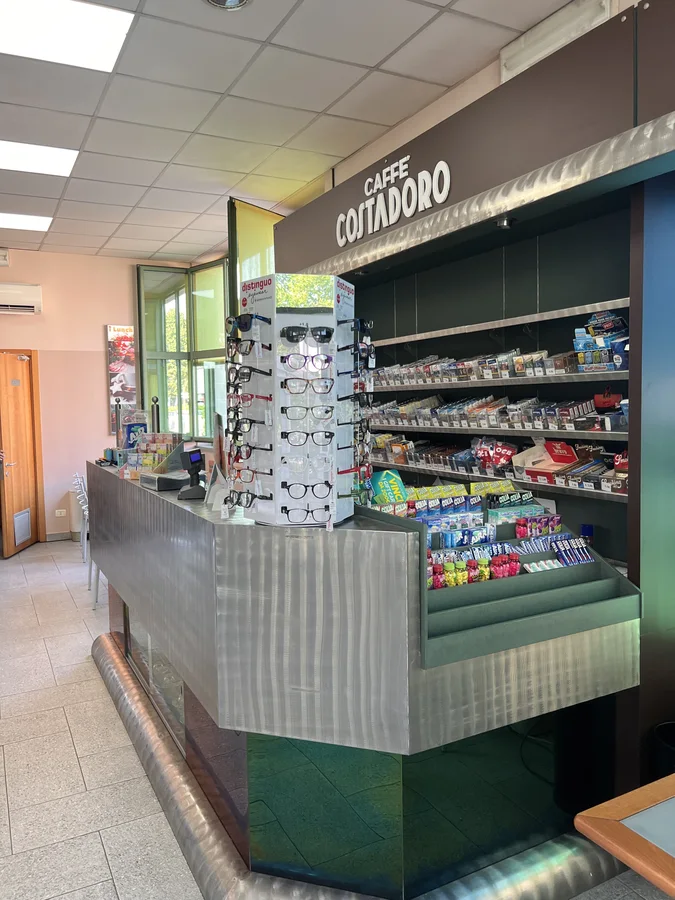 Espositori Distinguo nei punti vendita: Bar-tabacchi, foto 7